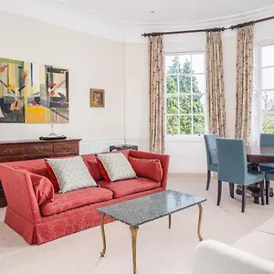 No 1 Camden Crescent Apartment