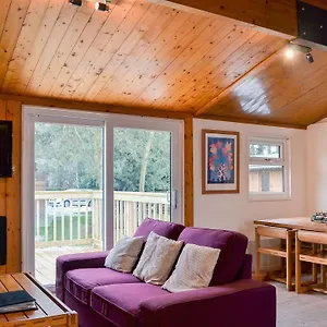 https://cedar-lodge-thornton-watlass.yorkshirehotels.net